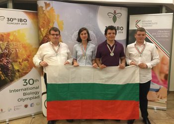 Медали по биология, математика и физика