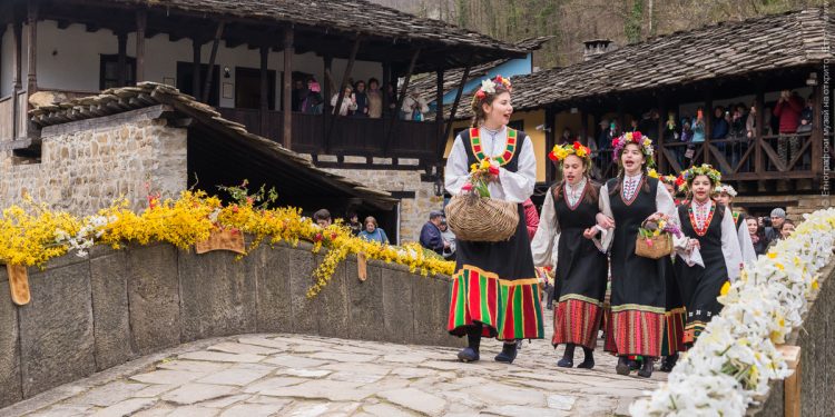 Когато свиеш венец от цветчета