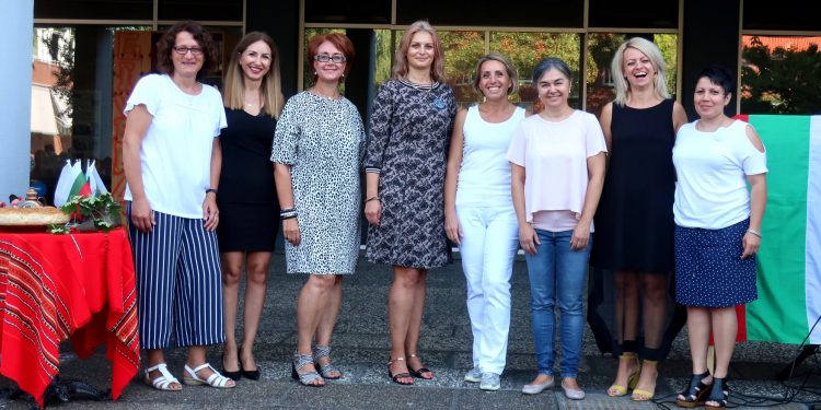 С щипка любов и подкрепа и с много сила се гради бъдеще