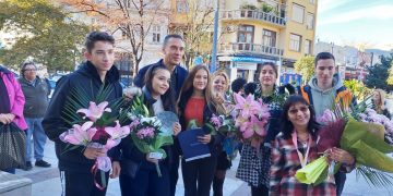 Златната диригентка на многогласното пеене