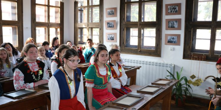 Ученици стават изследователи