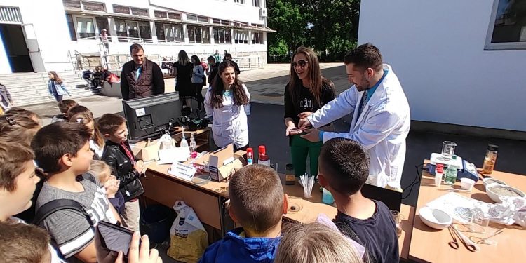 Да пробудиш любознание