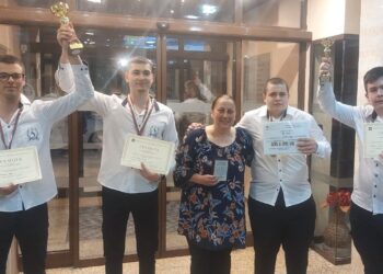 Майстори на платките