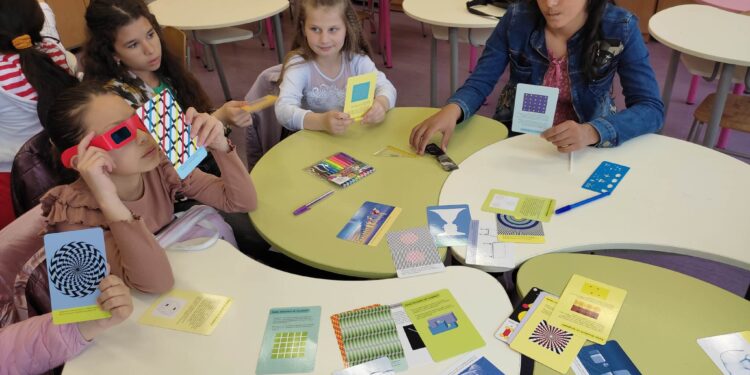 Училище за живота