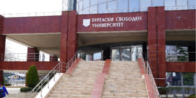 Сънародници в чужбина учат български с евросредства