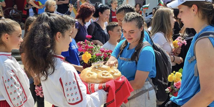 Снимка на броя: По пътя на Ботевата чета