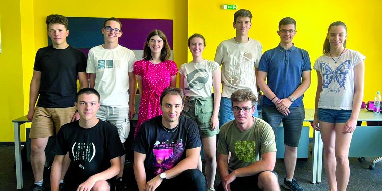 Рекорден интерес към Международната олимпиада по изкуствен интелект в Бургас