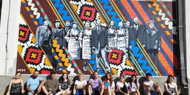 Стенопис ще пази духа на образованието