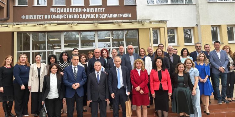 Министър Вълчев: За да бъдем успешни, трябва да мотивираме студентите ни да учат всеки ден