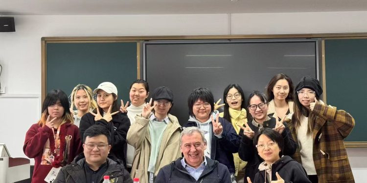 От НАТФИЗ до Шанхай