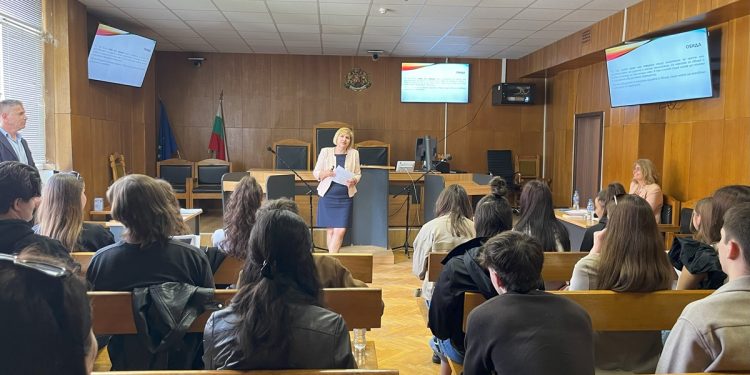 „Свободата да знаеш“ започна в Кюстендил