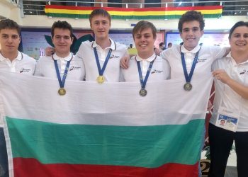 Два златни и два сребърни медала спечели българските ученици на 37. международна олимпиада по информатика