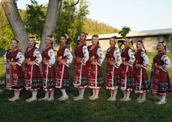 В Обединения детски комплекс в Две могили няма учители и ученици, а приятели