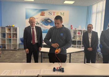 Още три обновени училища и спортни площадки в област Перник