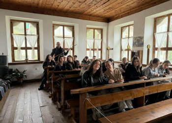 Ученици от 7 български училища в Гърция и Франция на образователен маршрут у нас