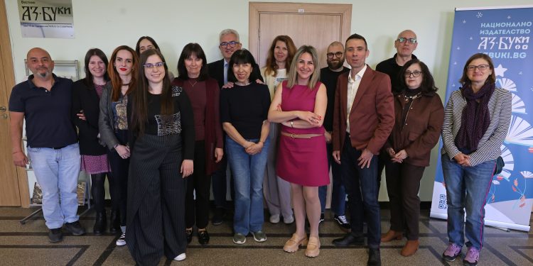 От 1896 г. до днес: „Аз-буки“ – гласът на българското образование